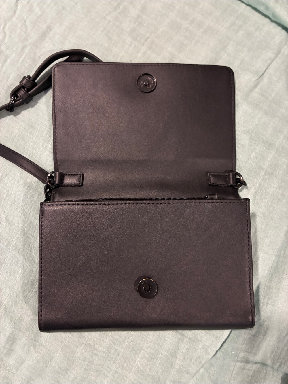 Betsey Johnson Halloween Skull Purse - Picture 8 of 9